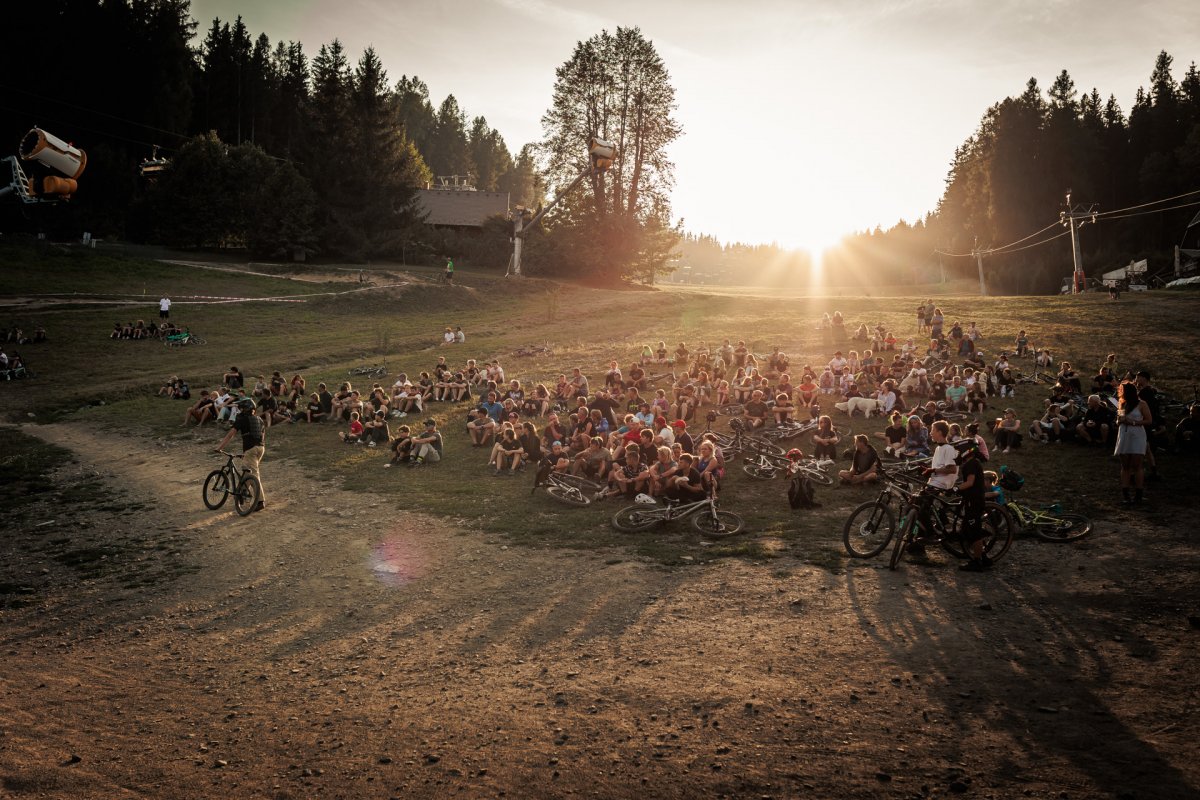 Facilities and parking at the HORSEFEATHERS Enduro Race Morávka 2025