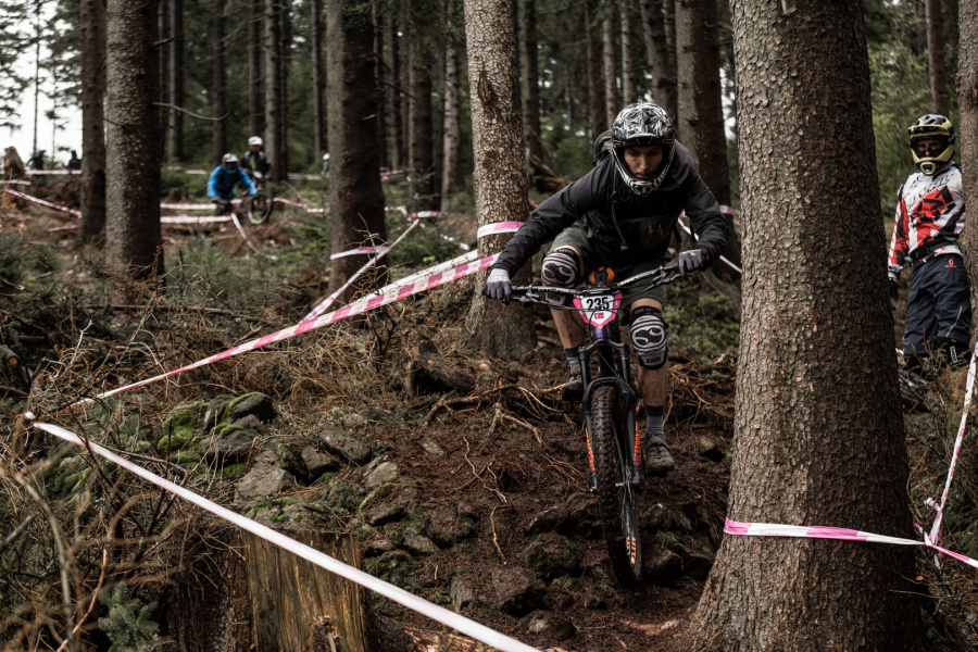 HORSEFEATHERS Enduro Race Kraličák